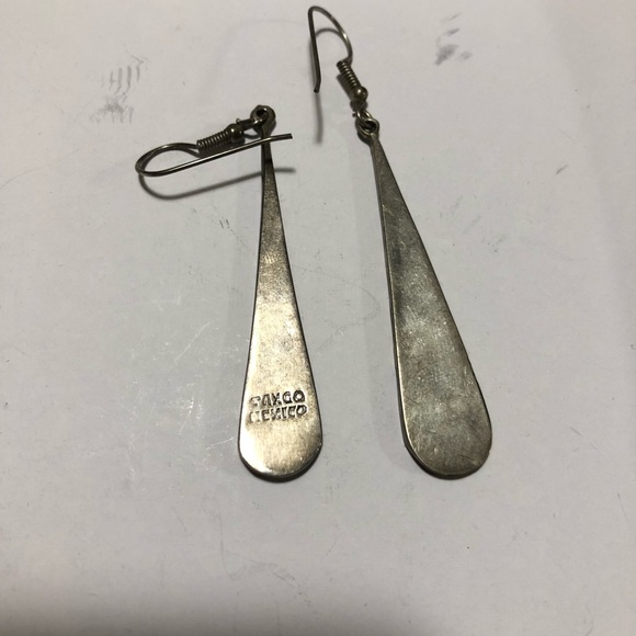 Taxco turquoise teardrop silver earrings - Picture 2 of 3